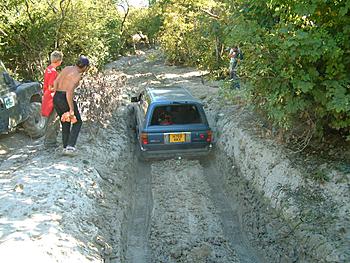 Click image for larger version

Name:	Take the low road.jpg
Views:	202
Size:	257.0 KB
ID:	1231229