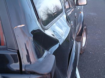 Click image for larger version

Name:	Car Smash 004.jpg
Views:	189
Size:	334.1 KB
ID:	1234869