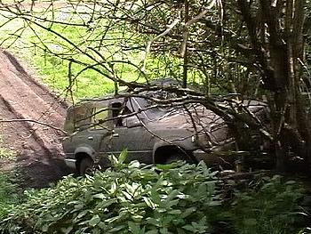 Click image for larger version

Name:	Bob and Wayne - climb between trees5.jpg
Views:	151
Size:	57.8 KB
ID:	1238419