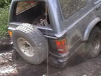 Click image for larger version

Name:	chris - bottom on ground.jpg
Views:	159
Size:	39.1 KB
ID:	1238424
