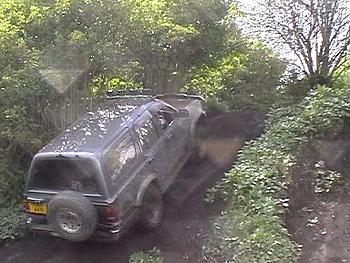 Click image for larger version

Name:	Chris - climb between trees2.jpg
Views:	165
Size:	44.5 KB
ID:	1238426