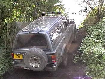 Click image for larger version

Name:	Chris - climb between trees3.jpg
Views:	170
Size:	45.0 KB
ID:	1238427