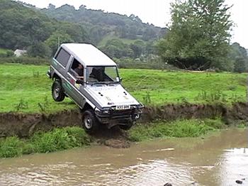 Click image for larger version

Name:	Grabbed Frame 43.jpg
Views:	156
Size:	66.6 KB
ID:	1239504