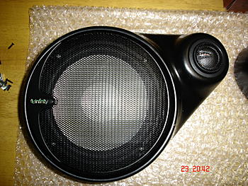 Click image for larger version

Name:	cats and speakers 016.jpg
Views:	882
Size:	157.3 KB
ID:	1246697