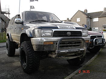 Click image for larger version

Name:	Black Steel Wheels Tyres Fitted To Surf 006.jpg
Views:	385
Size:	150.4 KB
ID:	1246862