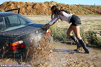 Click image for larger version

Name:	BMW_stuck_and_wet_boots_16.jpg
Views:	87
Size:	204.9 KB
ID:	1247113