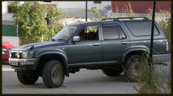 Toyota hilux best sale surf roof rack