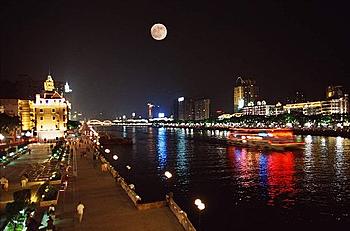 Click image for larger version

Name:	Pearl River Cruise 2.jpg
Views:	199
Size:	38.1 KB
ID:	1255482