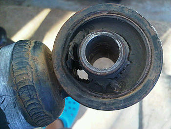 Click image for larger version

Name:	Front shock bush.jpg
Views:	526
Size:	276.9 KB
ID:	1259295