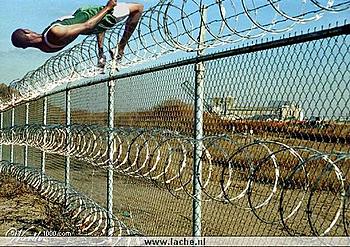 Click image for larger version

Name:	Fence jumping in Calais.jpg
Views:	190
Size:	60.3 KB
ID:	1260825