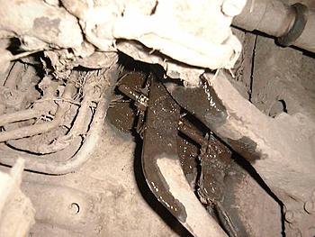 Click image for larger version

Name:	Parking Brake Adjuster1.jpg
Views:	5278
Size:	66.9 KB
ID:	1262018