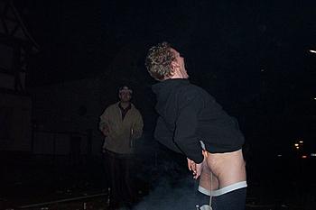 Click image for larger version

Name:	silvester3.jpg
Views:	195
Size:	17.2 KB
ID:	1262417