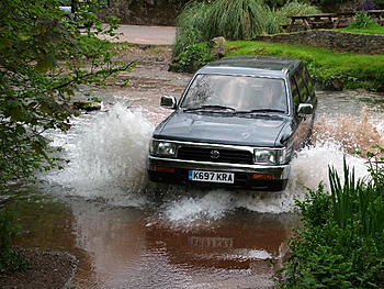 Click image for larger version

Name:	surf river 03.jpg
Views:	195
Size:	106.0 KB
ID:	1262787
