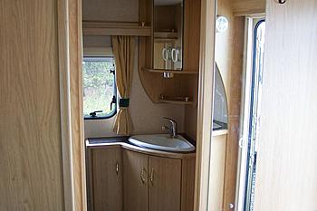 Click image for larger version

Name:	abbey4.jpg
Views:	236
Size:	46.0 KB
ID:	1262828