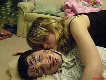 Click image for larger version

Name:	chrissykissy!.JPG
Views:	277
Size:	29.9 KB
ID:	1264645