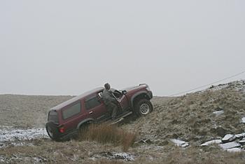 Click image for larger version

Name:	The Shame!! Pulled by a Landy.JPG
Views:	213
Size:	135.5 KB
ID:	1264722