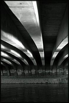 Click image for larger version

Name:	Bridge.jpg
Views:	184
Size:	64.0 KB
ID:	1267114