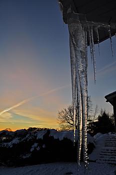 Click image for larger version

Name:	Icicle 1.jpg
Views:	165
Size:	269.4 KB
ID:	1269859