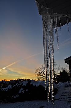 Click image for larger version

Name:	Icicle 1.jpg
Views:	129
Size:	269.4 KB
ID:	1269859