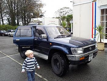 Click image for larger version

Name:	2011-11-16 14.48.03.jpg
Views:	318
Size:	311.9 KB
ID:	1271314