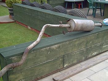 Click image for larger version

Name:	Rear Exhaust.JPG
Views:	203
Size:	108.7 KB
ID:	1271742