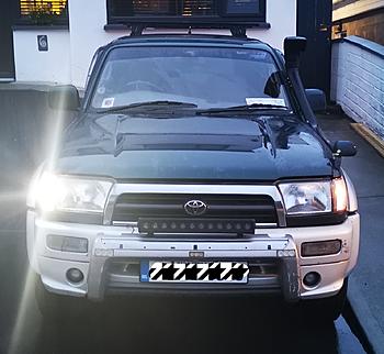 LED vs standard sidelight bulb